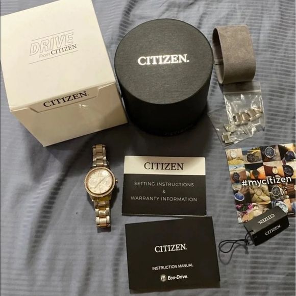 Citizen eco drive 2 tone (rose and silver) watch - Picture 3 of 10